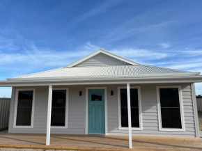 Foxhill Shores - WIFI outside pets